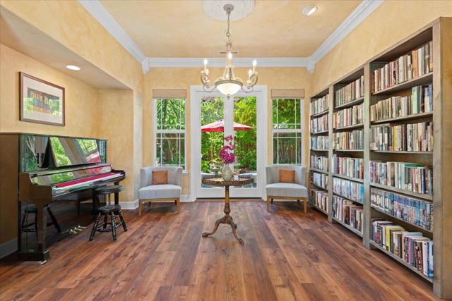 2316 Club Drive, Gilroy CA: https://media.crmls.org/mediaz/1cb4d7bb-6091-4945-8b6d-f00b1c817026.jpg
