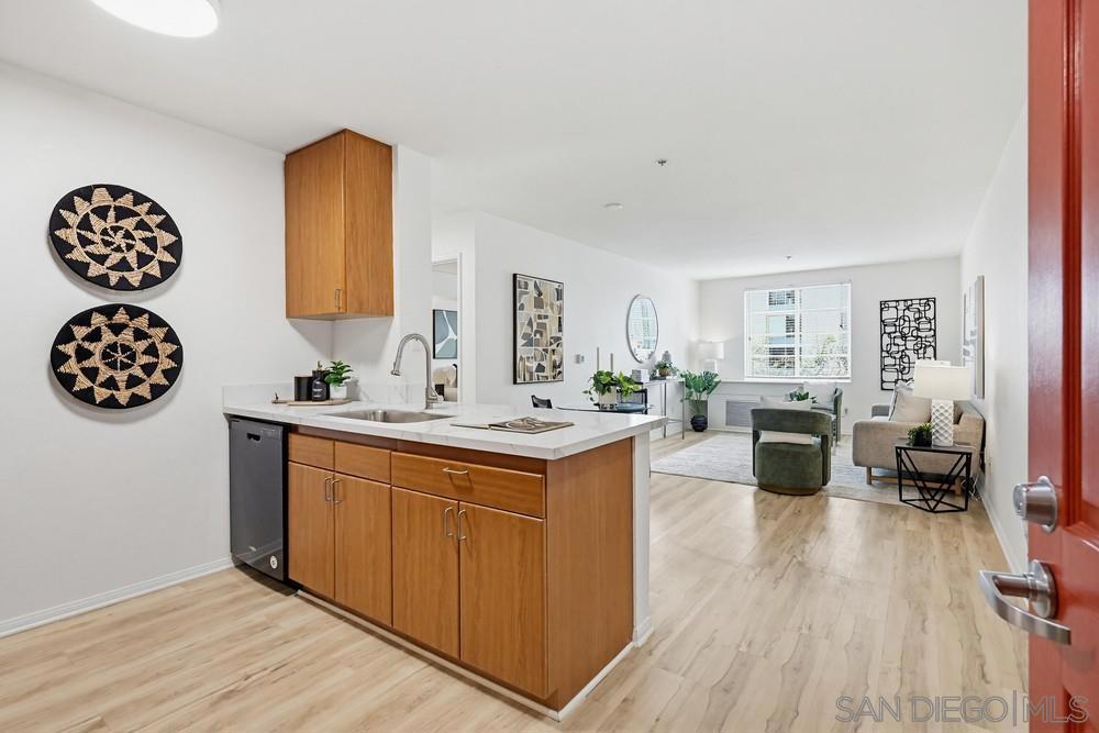 1435 India St - photo 3