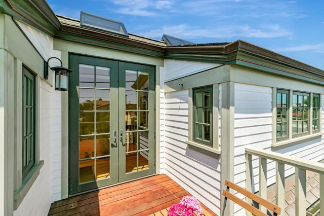 5005 Emerald Street, Capitola CA: https://media.crmls.org/mediaz/1cb50832-f1f3-40e7-8423-de0259ba62ca.jpg