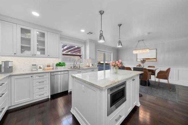 619 Beryl Street, Redondo Beach, California 90277, 4 Bedrooms Bedrooms, ,3 BathroomsBathrooms,Residential,For Sale,Beryl,ML82038630