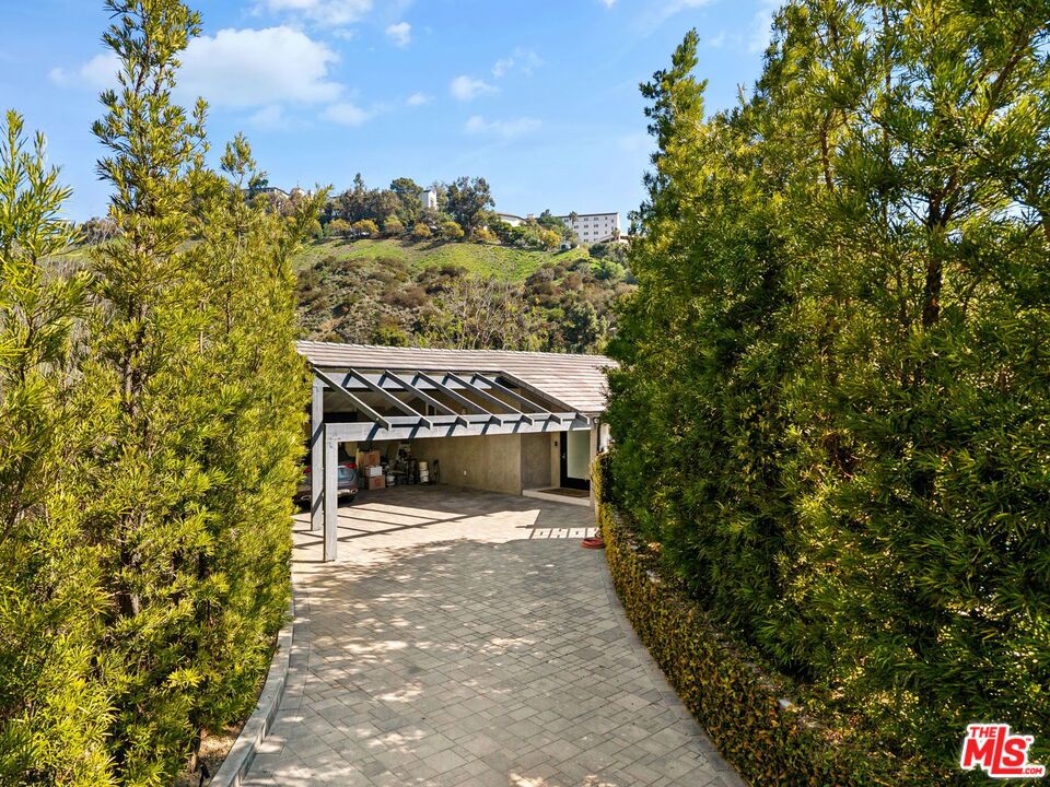 MLS #25556461 img 31