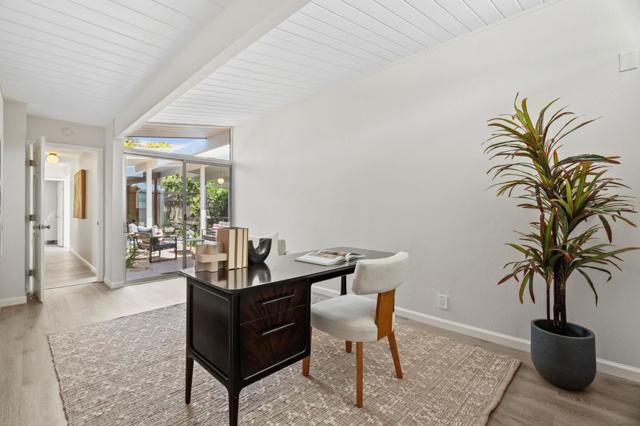 1472 Kingfisher Way, Sunnyvale CA: https://media.crmls.org/mediaz/1cb746b8-869d-4566-8485-9d95bd139357.jpg