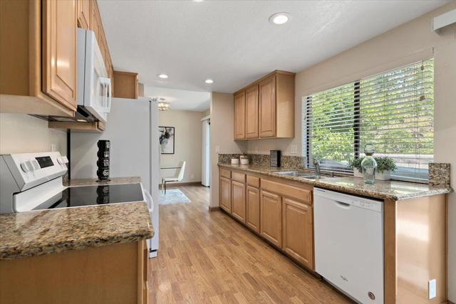 1623 Fruitwood Court, San Jose CA: https://media.crmls.org/mediaz/1cb74780-80ef-4e86-9601-68ed85c6dc94.jpg