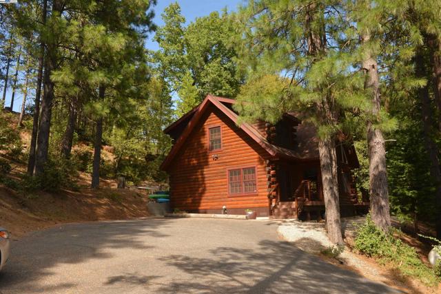 14068 Gas Canyon Rd, Nevada City CA: https://media.crmls.org/mediaz/1cb7eed6-a041-483d-904f-cbe74d601a20.jpg