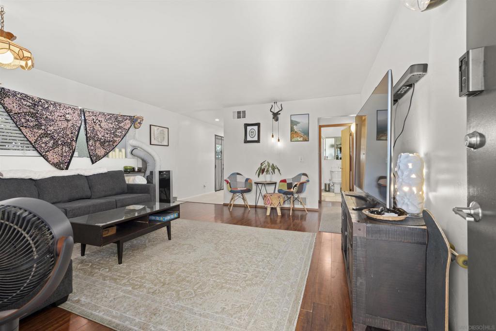 3327 41st St - photo 3