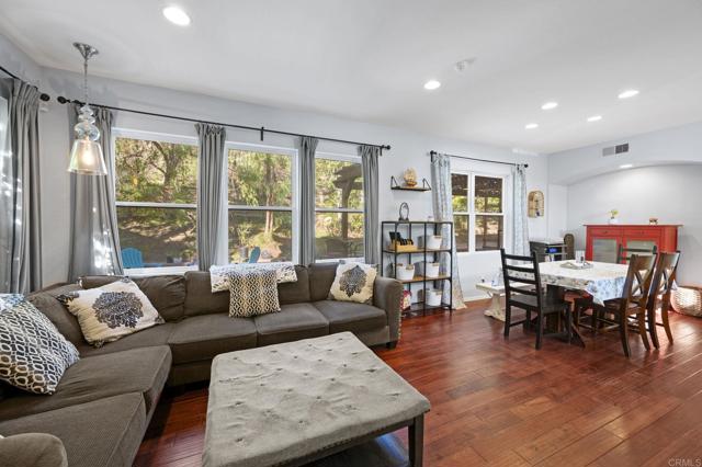 Detail Gallery Image 6 of 47 For 6010 Paseo Alameda, Carlsbad,  CA 92009 - 4 Beds | 2 Baths