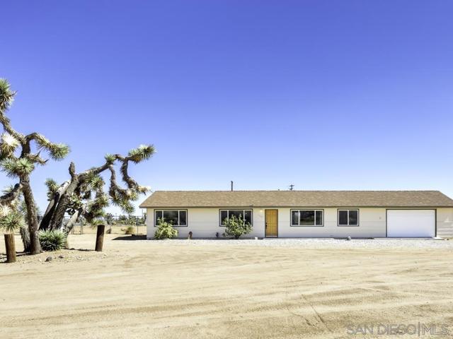 3223 Gemini Ln, Yucca Valley, California 92284, 4 Bedrooms Bedrooms, ,1 BathroomBathrooms,Single Family Residence,For Sale,Gemini Ln,240023902SD