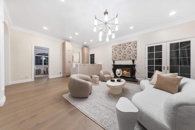 291 Atherton Avenue, Atherton CA: https://media.crmls.org/mediaz/1cb91cb4-75b9-44c7-964e-3e299be715bc.jpg