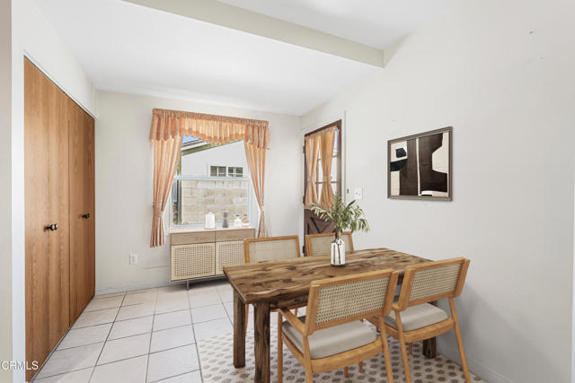 2694 Dawson Avenue, Ventura CA: https://media.crmls.org/mediaz/1cb98f11-7c6f-4398-b7f3-51e6c0eb4ccf.jpg