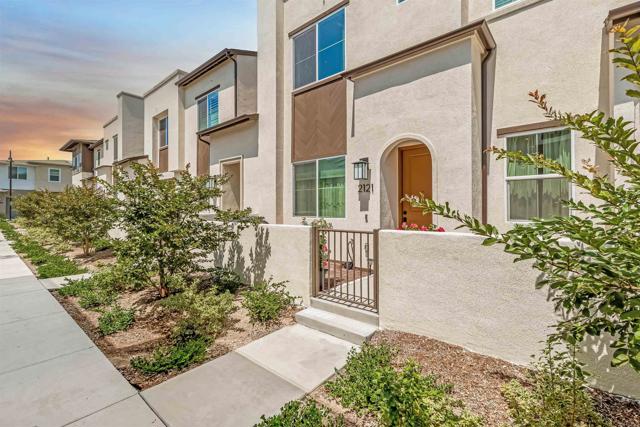 Detail Gallery Image 1 of 1 For 2121 Bluestone Cir, Chula Vista,  CA 91913 - 3 Beds | 2/1 Baths