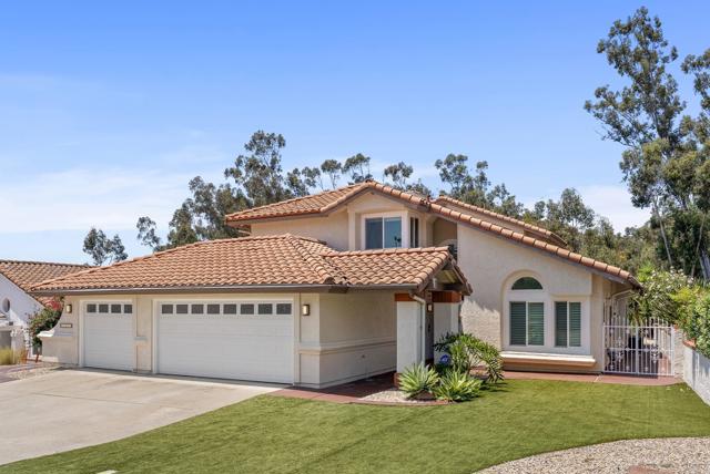 Detail Gallery Image 3 of 48 For 11673 Calle Simpson, El Cajon,  CA 92019 - 4 Beds | 2/1 Baths
