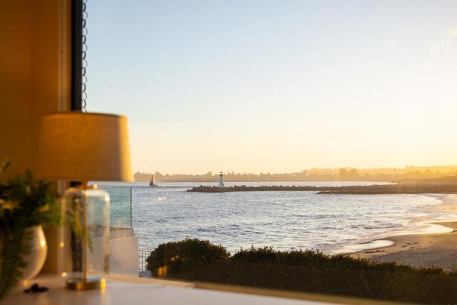 2900 E Cliff Drive, Santa Cruz CA: https://media.crmls.org/mediaz/1cbb8194-f206-4249-b12c-b09f3333053e.jpg