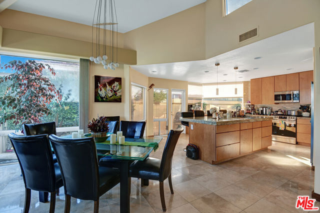 Image 9 of 25 For 75477 Riviera Drive