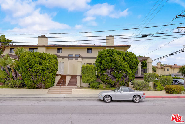 2101 VANDERBILT Lane, Redondo Beach, California 90278, 3 Bedrooms Bedrooms, ,2 BathroomsBathrooms,Residential,Sold,VANDERBILT,22167227