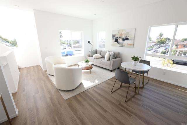 Detail Gallery Image 4 of 8 For 4958 Ocean View Bld, San Diego,  CA 92113 - 3 Beds | 3 Baths