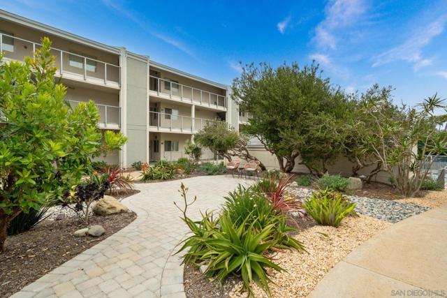 Image 48 of 75 For 135 Sierra Ave  23
