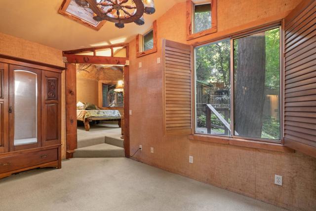 9609 E Zayante Road, Felton CA: https://media.crmls.org/mediaz/1cbf7c55-b95c-44bb-9fe0-6721a1f817f7.jpg