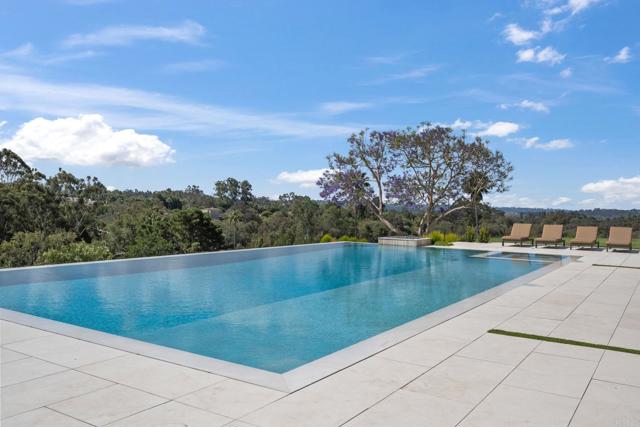 Detail Gallery Image 14 of 25 For 6497 99 Calle Del Alcazar, Rancho Santa Fe,  CA 92067 - 6 Beds | 6/2 Baths