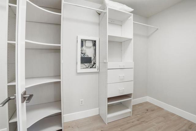 29487 Georgetown Ln, Temecula CA: https://media.crmls.org/mediaz/1cc0b943-6f0d-4acd-acf3-1665e18d0644.jpg