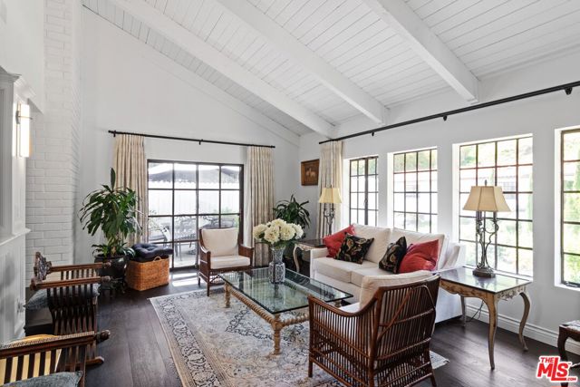 Drew Fenton | 1060 Chantilly Road Los Angeles CA | MLS: 7138387