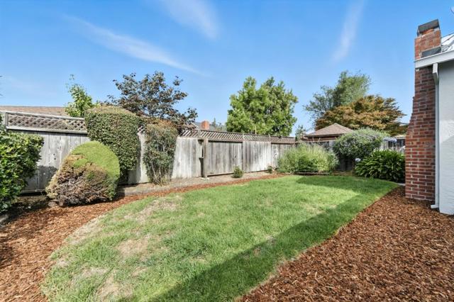 387 Menhaden Court, Foster City CA: https://media.crmls.org/mediaz/1cc2e45c-3df3-481a-9ac2-5bd0bc04767a.jpg