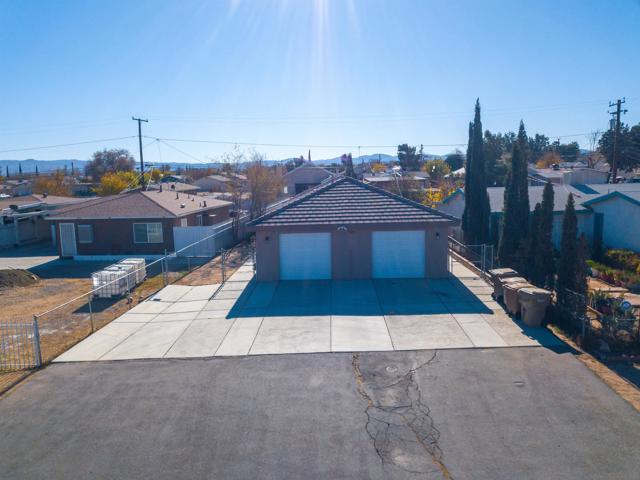 16475 Vine St, Hesperia, California 92345, ,Multi-Family,For Sale,Vine St,240025582SD