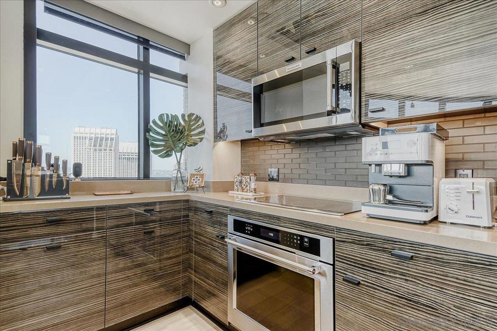 200 Harbor Drive - photo 11