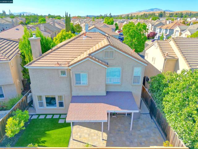 663 Greylyn Dr, San Ramon CA: https://media.crmls.org/mediaz/1cc42b74-31f8-4843-80fa-7eb07fd29bdc.jpg