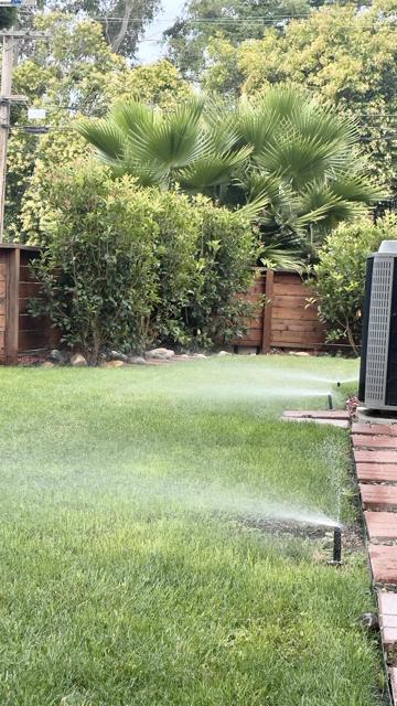 38526 Canyon Heights Drive, Fremont CA: https://media.crmls.org/mediaz/1cc46c64-1208-4284-86db-aefbdeedaee5.jpg