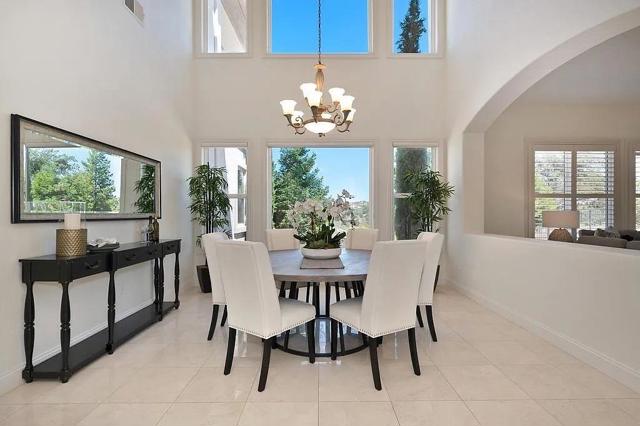 2791 Giorno Way, El Dorado Hills CA: https://media.crmls.org/mediaz/1cc5b98c-ce3d-4c9a-b5a8-c2d0be34cd47.jpg
