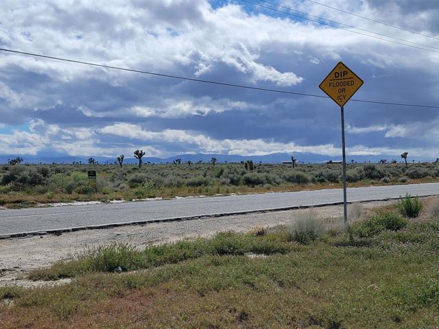 3366 H Avenue, Lancaster, California 93535, ,Land,For Sale,3366 H Avenue,CRPTP2401577