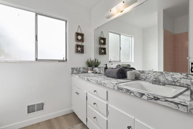 674 Campbell Avenue, Los Altos CA: https://media.crmls.org/mediaz/1cc5f95c-b432-4ebe-8276-f1459c859ed4.jpg
