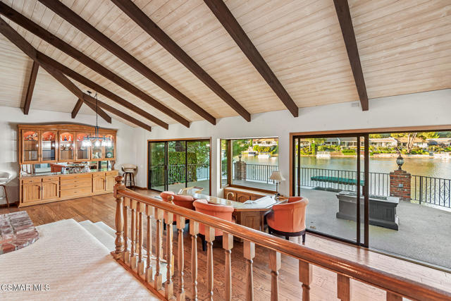 1275 Westwind Circle, Westlake Village CA: https://media.crmls.org/mediaz/1cc67548-578d-4b89-ac60-0b5b1e5d7fd1.jpg
