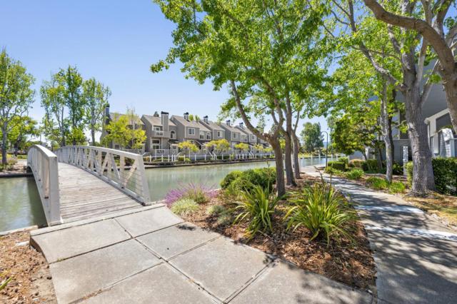 820 Boardwalk Place, Redwood City CA: https://media.crmls.org/mediaz/1cc6df27-6739-4600-afcd-3025f515c1c1.jpg
