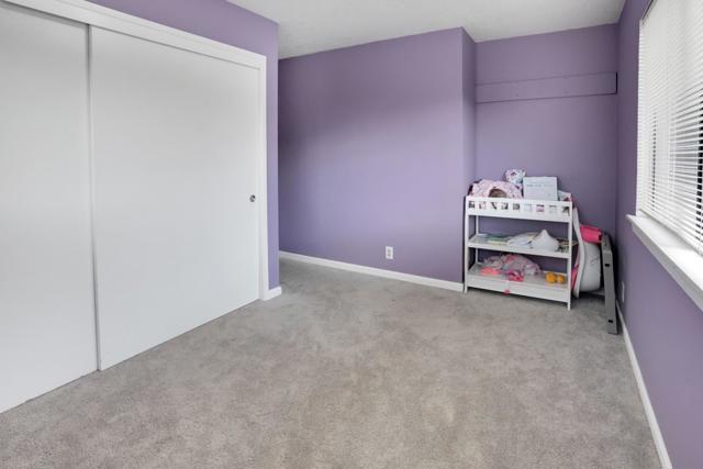 Image 21 of 30 For 390 Seely Avenue