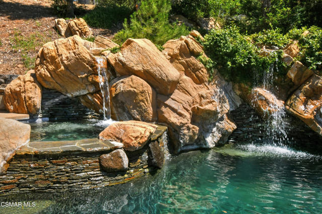 29677 Mulholland Highway, Agoura Hills CA: https://media.crmls.org/mediaz/1cc82269-484a-4662-ae9d-e9a5eb966675.jpg