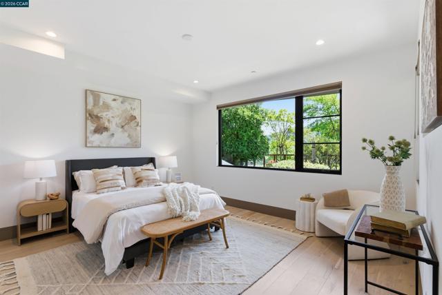 Image 39 of 48 For 11 Bigleaf Road