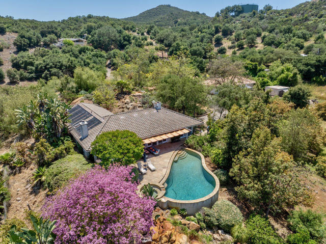 Image 4 of 73 For 12471 Mirar De Valle Road