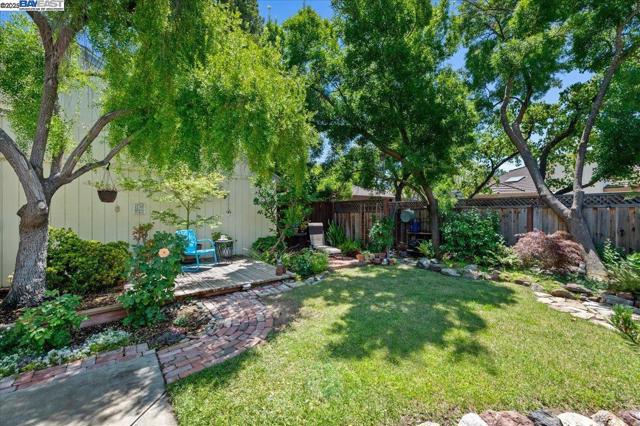 2587 Chablis Way, Livermore CA: https://media.crmls.org/mediaz/1ccad886-11b7-4ef4-abce-aa67b3e5489b.jpg
