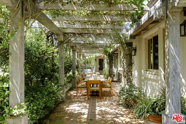 Drew Fenton | 27403 Pacific Coast Highway Malibu CA | MLS: 7286098