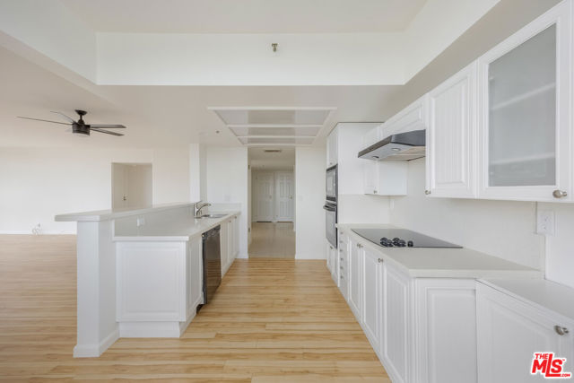345 Pioneer Drive, 1805 photo 12