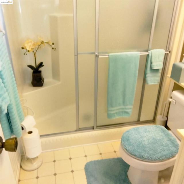 26 Bradley Lane, Antioch CA: https://media.crmls.org/mediaz/1ccc19ad-41f7-47bc-b91a-52170e3d192f.jpg