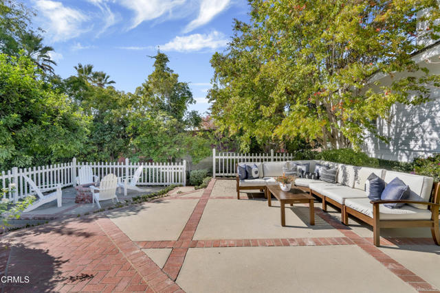 Detail Gallery Image 26 of 30 For 832 Valley Crest St, La Canada Flintridge,  CA 91011 - 5 Beds | 5/1 Baths