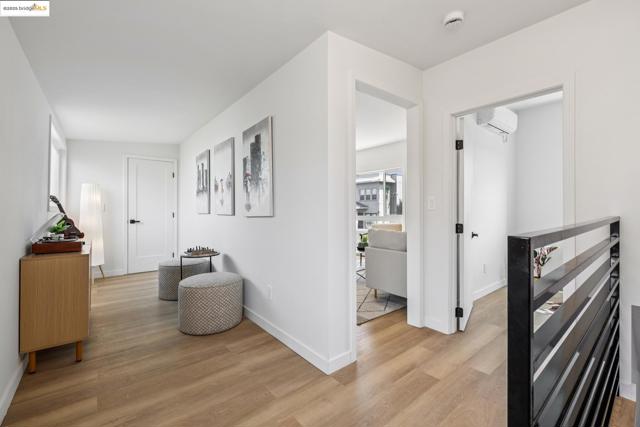 904 41st St, Oakland CA: https://media.crmls.org/mediaz/1ccdb589-2b5a-4da1-ae78-d6cda32a8929.jpg