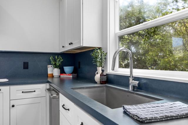 900 35th Avenue, Santa Cruz CA: https://media.crmls.org/mediaz/1ccdd20e-afc6-411c-8f69-ac71b37c805a.jpg