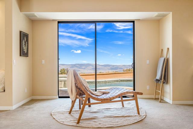 61474 Hanging Rock Lane, Mountain Center CA: https://media.crmls.org/mediaz/1cce9cc4-55cf-41e2-9c64-9d248eb9f5b0.jpg