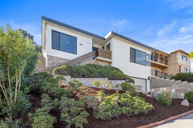 1708 Mills Avenue, Belmont CA: https://media.crmls.org/mediaz/1ccefcd7-b118-46c7-b8f8-7c89f3371b67.jpg