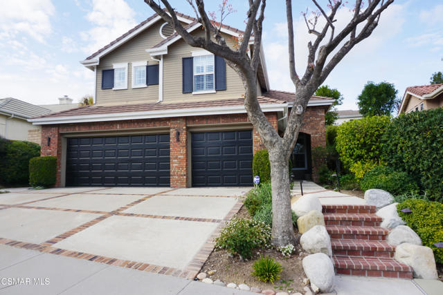 2343 Solway Court, Thousand Oaks CA: https://media.crmls.org/mediaz/1ccf02cd-5ddf-4bf9-a817-a409dda0ed55.jpg