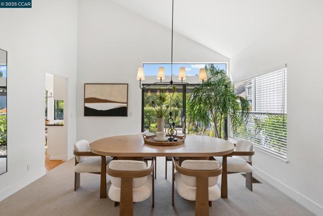 137 Kingswood Cir, Danville CA: https://media.crmls.org/mediaz/1ccfe6d3-b4c9-4016-b388-4b4a79c3a30c.jpg