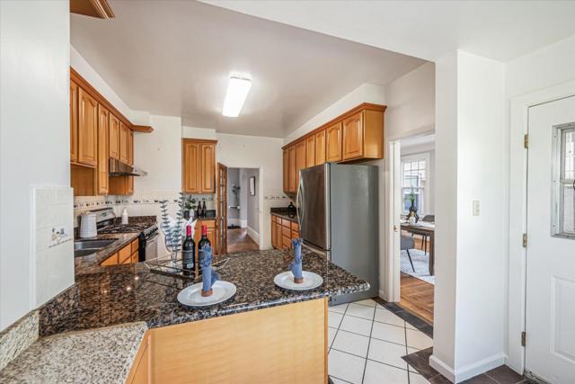 Image 10 of 43 For 371 16th Avenue